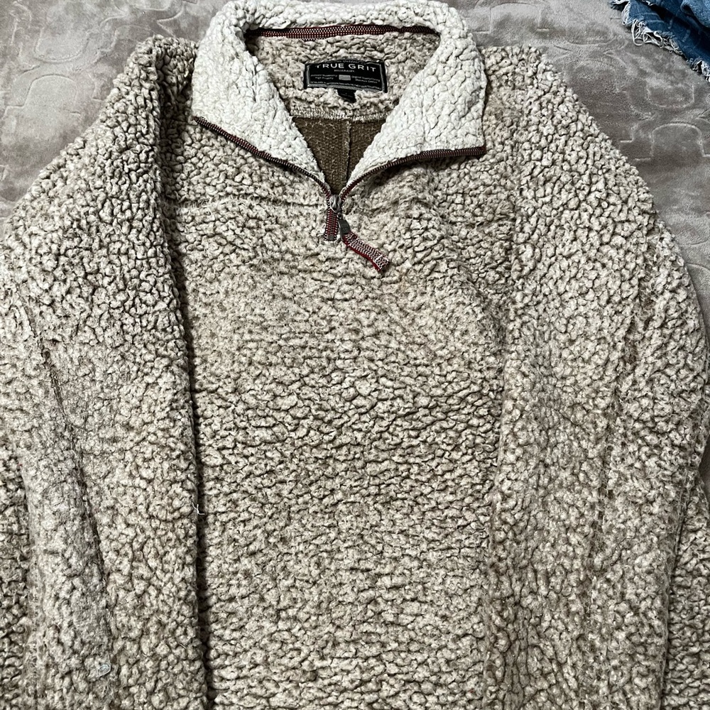 True Grit Pullover - Large
